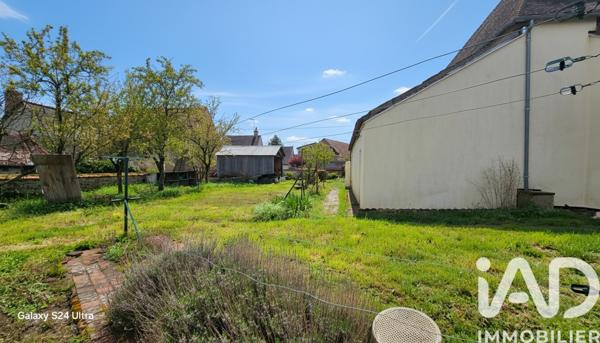 Maison à vendre 10 pièces 237 m² Ainay-le-Château