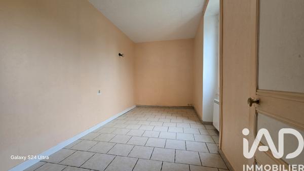 Maison à vendre 10 pièces 237 m² Ainay-le-Château
