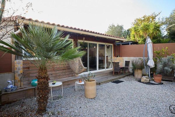 Superbe opportunité à Propriano : Appartement 3 pièce(s) 104 m2 avec jardin de 600 m2 et petite piscine