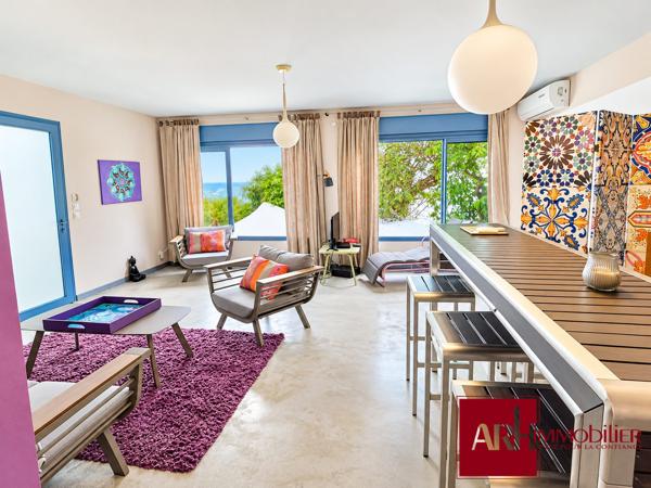 A Louer - Saint-Gilles les Bains - F2 meublé avec jardin type petite maison