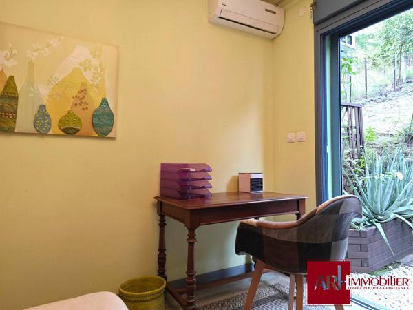 A Louer - Saint-Gilles les Bains - F2 meublé avec jardin type petite maison