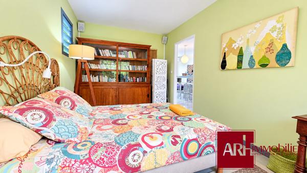 A Louer - Saint-Gilles les Bains - F2 meublé avec jardin type petite maison