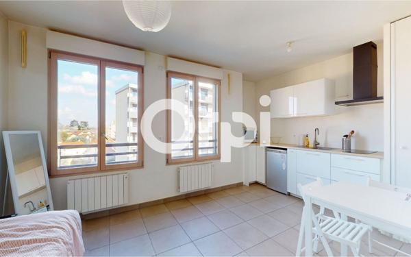 Appartement à louer    1 pièce • 26,30 m2 Bron