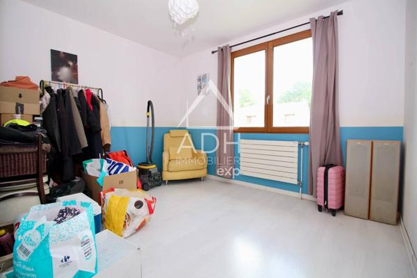 A VENDRE à NEAUPHLE LE CHATEAU maison 6 pièces - 117m2