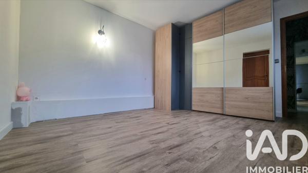 Maison à vendre 5 pièces 102 m² Saint-Amand-les-Eaux