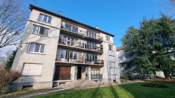 MAISONS LAFFITTE - Appartement 4 pièces de 79m2 + Cave et parking extérieur , Maisons laffitte MAISONS LAFFITTE - Appartement 4 pièces de 79m2 + Cave et parking extérieur , Maisons laffitte