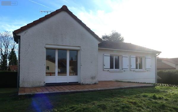 Pavillon à vendre à Naintré dans la Vienne (86530), ref : 86024-MAIS2373 Centre bourg
