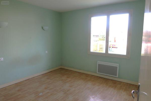 Pavillon à vendre à Naintré dans la Vienne (86530), ref : 86024-MAIS2373 Centre bourg