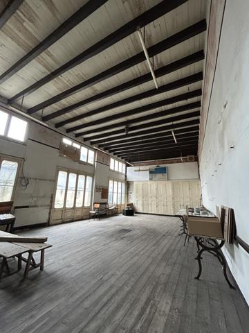 Beaucoup de cachet pour cet Immeuble historique au centre de Bram. 450m² pour investir  Bram (11150)