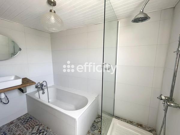 Maison
         2 pièces
        - 58 m² 144 900 € *