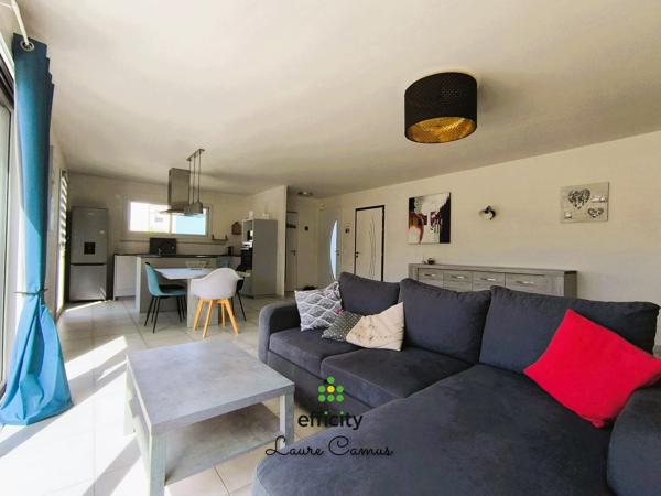 Maison
         4 pièces
        - 84 m² 304 942 € *