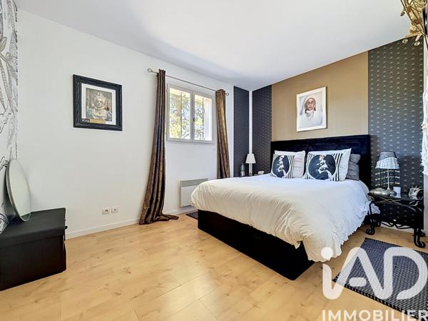 Maison à vendre 5 pièces 142,12 m² Sauveterre