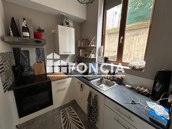 Location Studio 23 m² - 76 RUE DE BOURGOGNE Orleans 45000