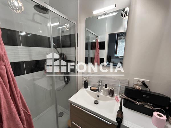 Location Studio 23 m² - 76 RUE DE BOURGOGNE Orleans 45000