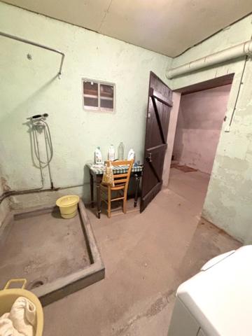 Maison de 9 pièces à ROYERE DE VASSIVIERE (23)