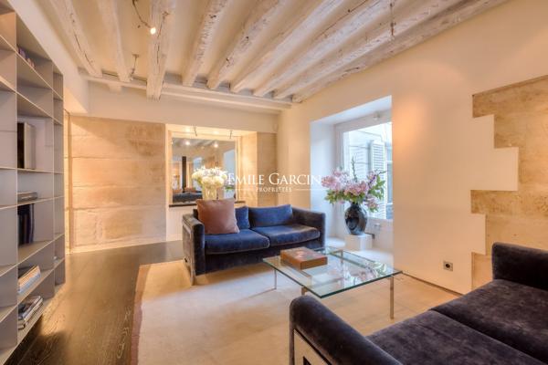 PARIS 6ème arrondissement - LOFT SUR TROIS NIVEAUX - SAINT GERMAIN DES PRES