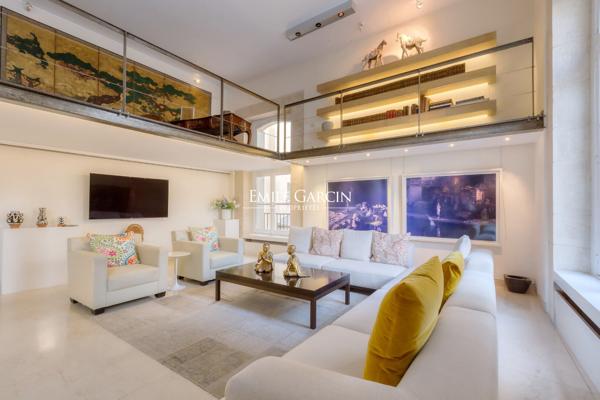 PARIS 6ème arrondissement - LOFT SUR TROIS NIVEAUX - SAINT GERMAIN DES PRES