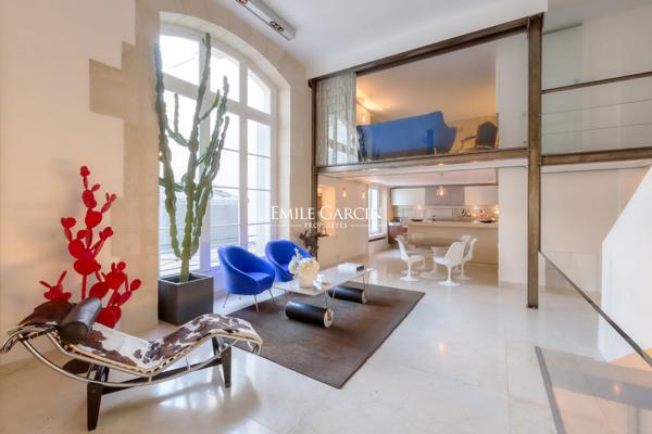 PARIS 6ème arrondissement - LOFT SUR TROIS NIVEAUX - SAINT GERMAIN DES PRES