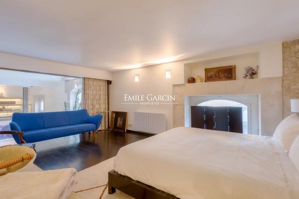PARIS 6ème arrondissement - LOFT SUR TROIS NIVEAUX - SAINT GERMAIN DES PRES
