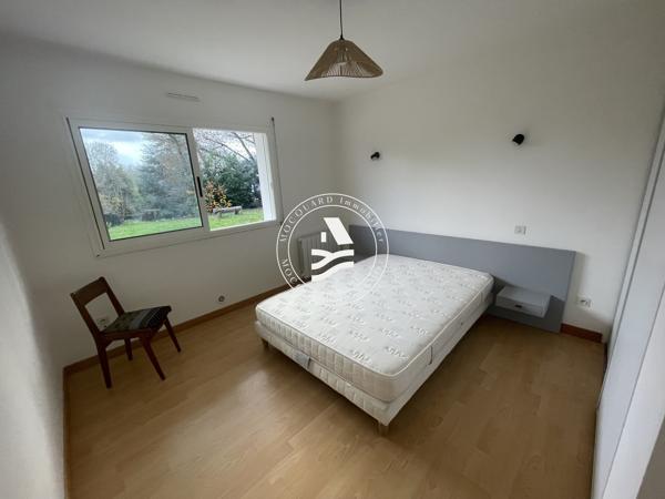 Grand T3 77 m² en rez-de-jardin — Calme & jardin privatif