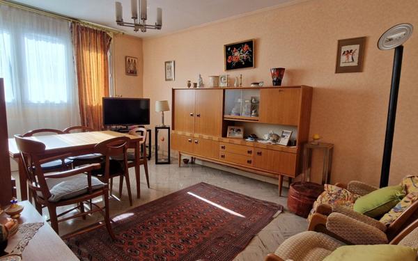 Appartement à vendre    3 pièces • 59,90 m2 Saint-Quentin