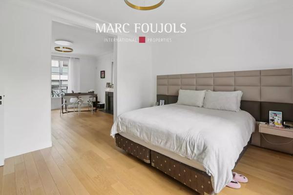 Neuilly-sur-Seine – Hôtel Particulier avec ascenseur et terrasse – quartier sablons
