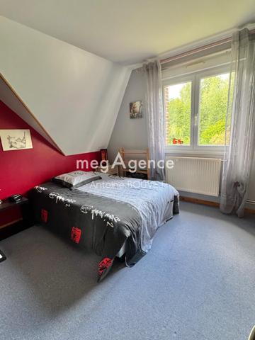 Maison à Doullens, 80600 - 8 pièces 180m²