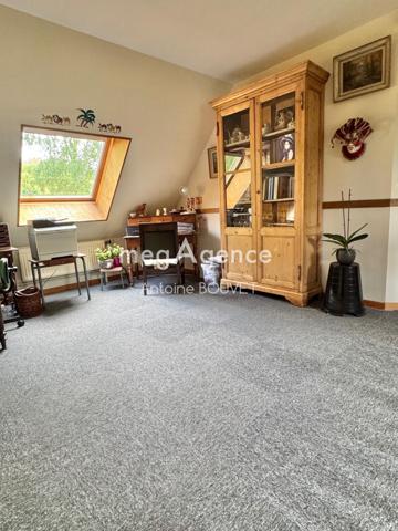 Maison à Doullens, 80600 - 8 pièces 180m²