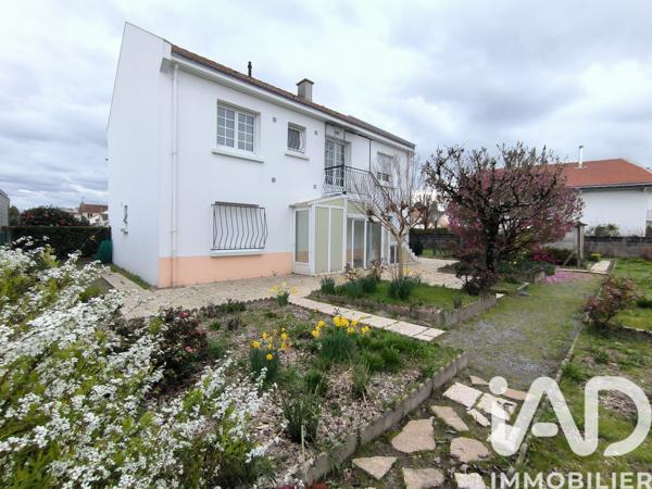 Maison à vendre 5 pièces 115 m² Rezé
