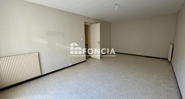 Location Appartement 3 pièces 84 m² - Meximieux 01800