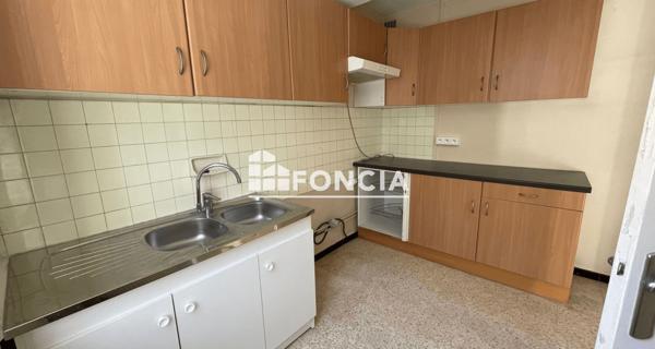 Location Appartement 3 pièces 84 m² - Meximieux 01800