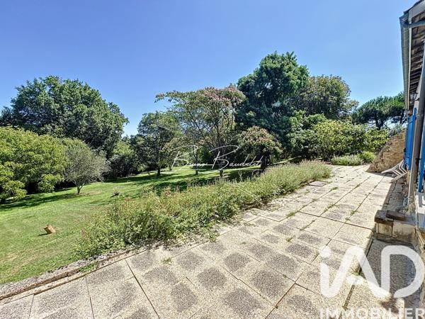 Maison à vendre 8 pièces 239 m² Créon