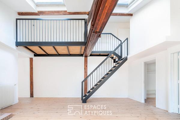 Loft avec terrasse plein Sud Est à proximité du Canal st Martin et du Bassin de la Villette