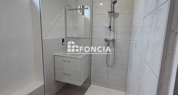 Location Appartement 3 pièces 70.14 m² - Montluçon 03100