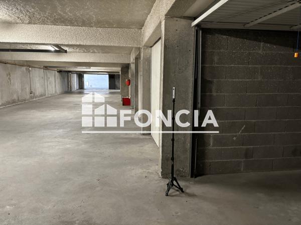 Location Parking - 114 ET 116 BD POMPIDOU Gap 05000