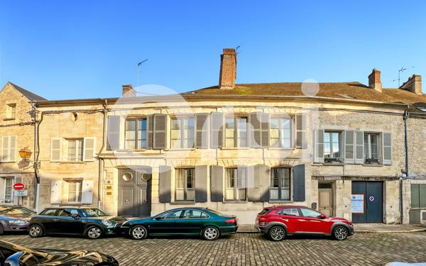 Maison à vendre    10 pièces • 370 m2 Senlis