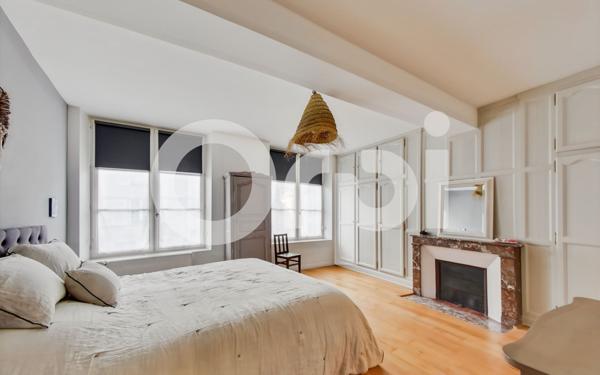 Maison à vendre    10 pièces • 370 m2 Senlis