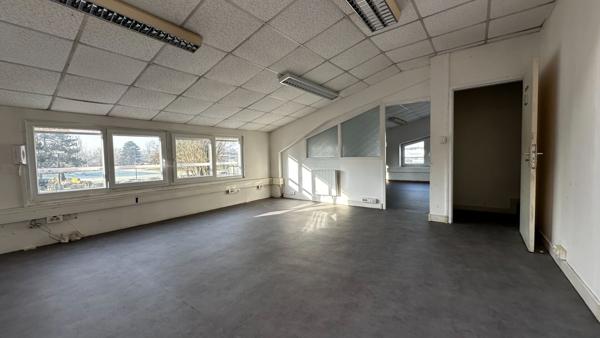 Locaux d'activité bureau et stockage à louer zone d'activités de Nogent Sur Oise