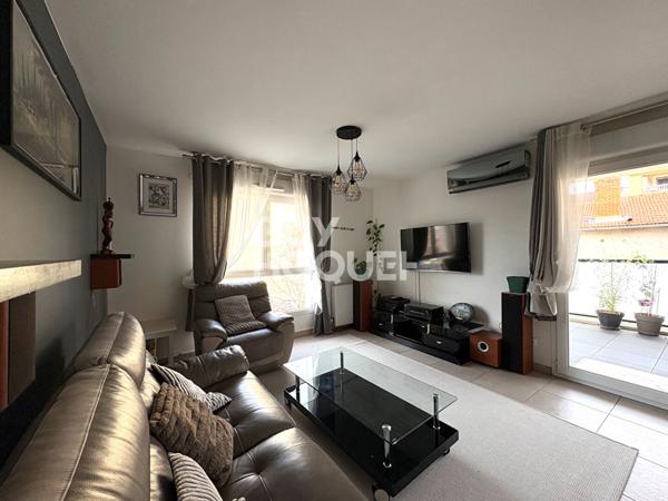 Charmant T3 lumineux avec balcon et garage en plein coeur de Givors