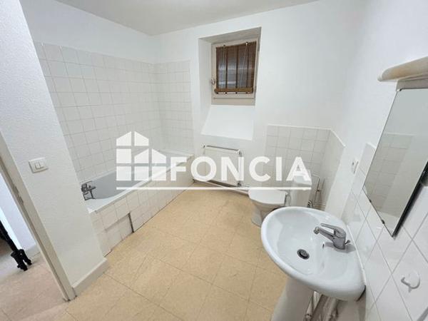 Location Studio 50 m² - 12 RUE DE VERNOUX Valence 26000