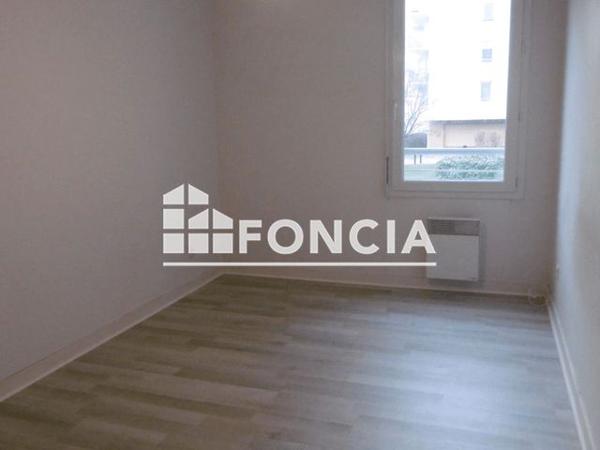 Location Appartement 4 pièces 77.42 m² - 37 BIS AVENUE DU PUY-DE-DÔME RESIDENCE LE PARC - BÂT. G Clermont-ferrand 63000