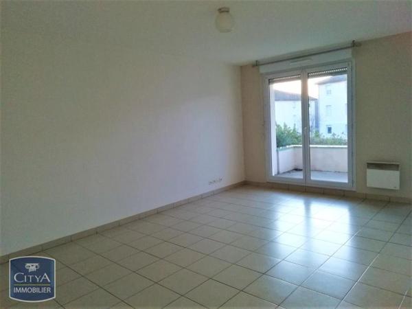 Appartement à louer 2 pièces 47.78m²