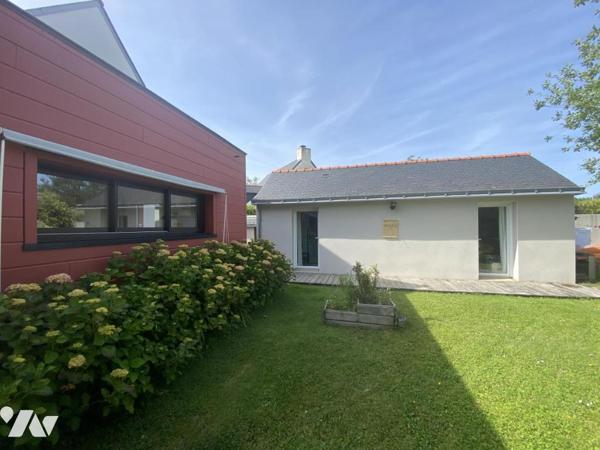MAISON RECENTE AVEC PISCINE ET DEPENDANCE - SECTEUR KERDINIO