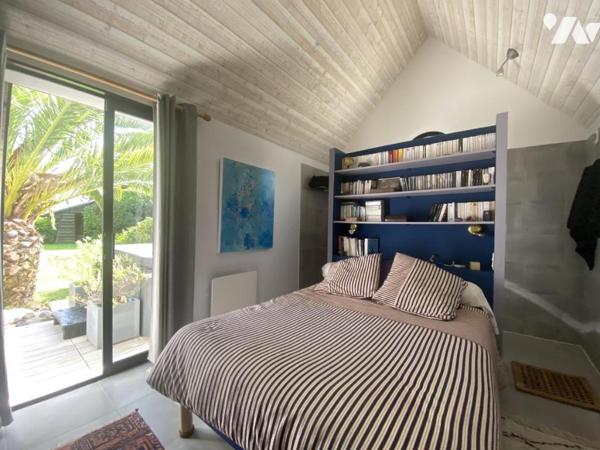 MAISON RECENTE AVEC PISCINE ET DEPENDANCE - SECTEUR KERDINIO