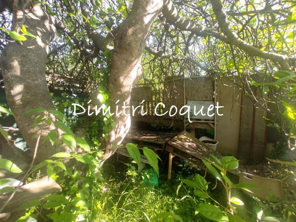 Mazet sur terrain constructible Pézenas 34120