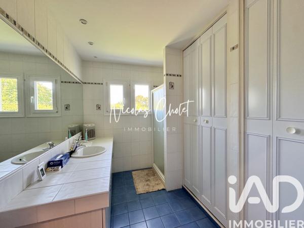 Maison à vendre 6 pièces 115 m² Saint-Léger-de-Linières