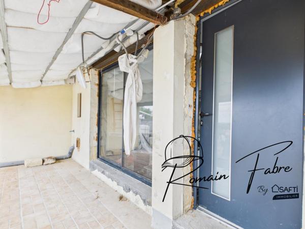 Maison à rénover avec 3 chambres ou possibilité de 2 logements locatifs…