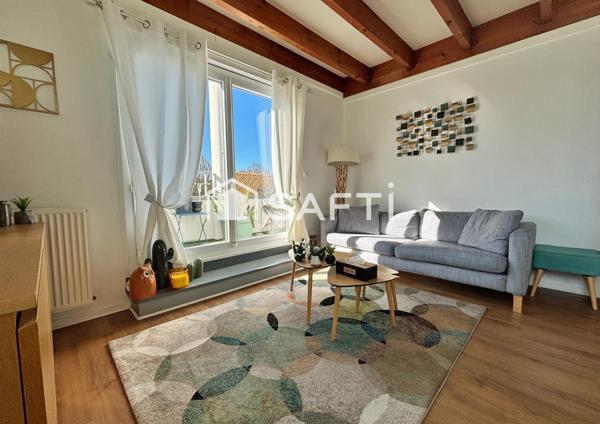 Duplex T4 avec balcon très bien exposé