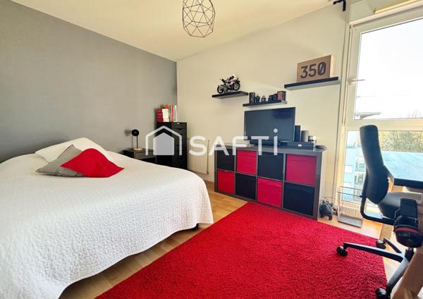 Duplex T4 avec balcon très bien exposé