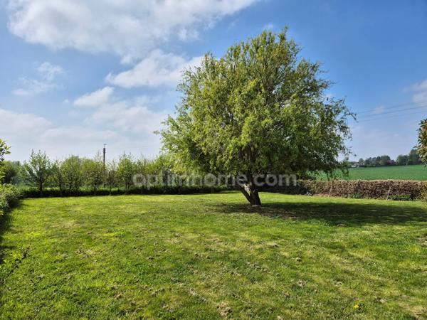 Fermette rénovée offrant 6 chambres sur parcelle de 1703m2